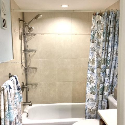 8900 Washington Boulevard PH19, Pembroke Pines, FL 33025