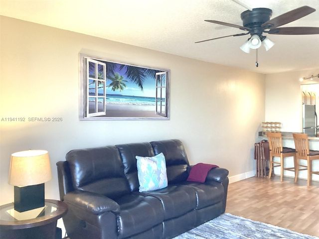 8900 Washington Boulevard PH19, Pembroke Pines, FL 33025