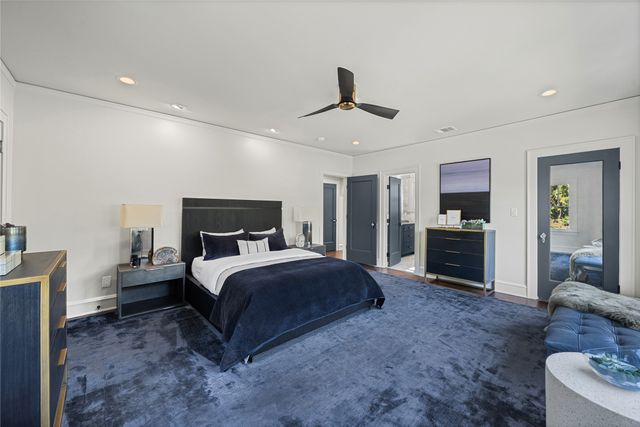 2127 Pembroke Drive, Fort Worth, TX 76110