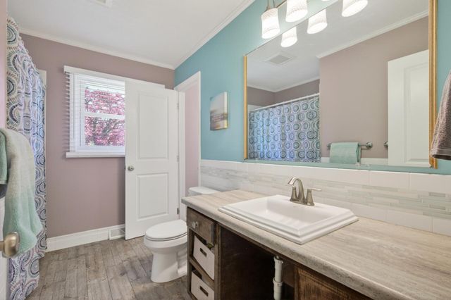 1842 162nd Avenue NE, Ham Lake, MN 55304