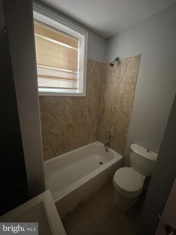 1809 W VENANGO ST, Philadelphia, PA 19140