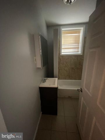 1809 W VENANGO ST, Philadelphia, PA 19140