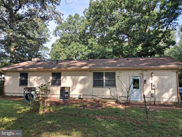 12609 WESLEY DR, Fredericksburg, VA 22407