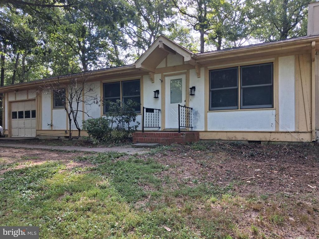12609 WESLEY DR, Fredericksburg, VA 22407