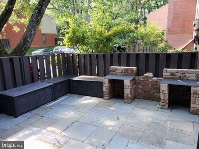 1329 NORTHGATE SQ, Reston, VA 20190