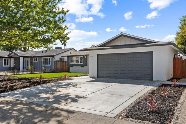 7428 Troon Way, Sacramento, CA 95822