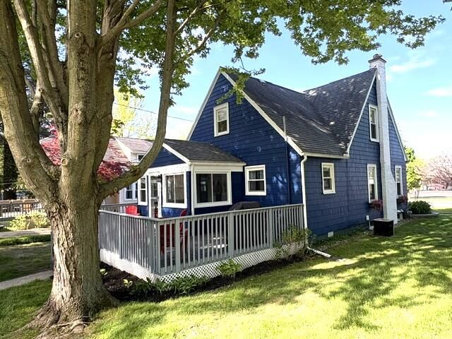 7509 M-43, South Haven, MI 49090