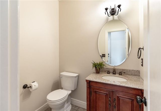 15618 S Hallet Street, Olathe, KS 66062