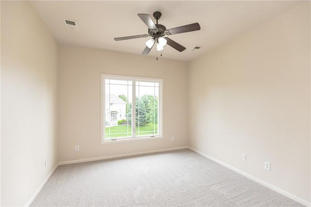 15618 S Hallet Street, Olathe, KS 66062