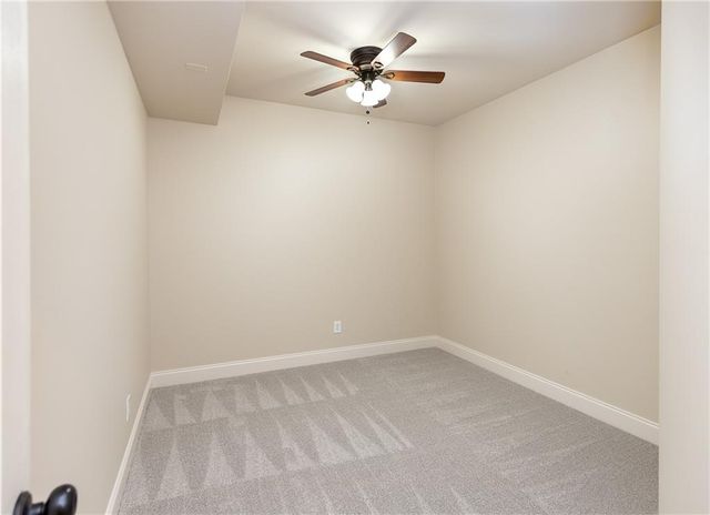 15618 S Hallet Street, Olathe, KS 66062