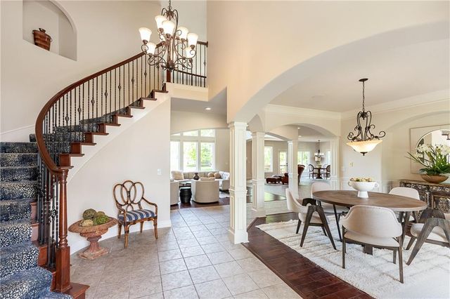 15618 S Hallet Street, Olathe, KS 66062