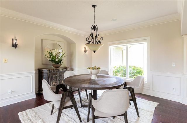 15618 S Hallet Street, Olathe, KS 66062