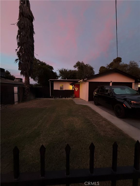 2123 Down Street, Riverside, CA 92507