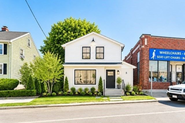 11 Grove, Belmont, MA 02478