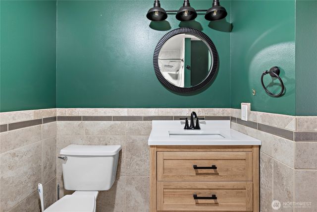 485 SW Bayshore Drive #C201, Oak Harbor, WA 98277