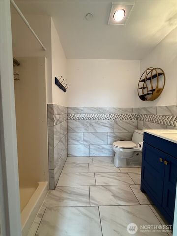 485 SW Bayshore Drive #C201, Oak Harbor, WA 98277