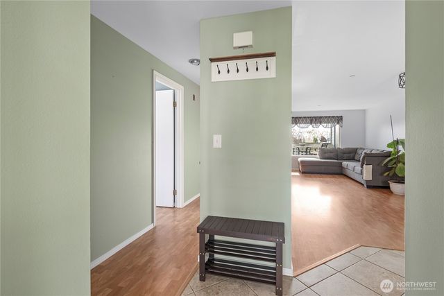 485 SW Bayshore Drive #C201, Oak Harbor, WA 98277