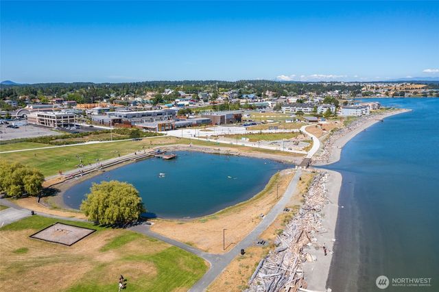 485 SW Bayshore Drive #C201, Oak Harbor, WA 98277