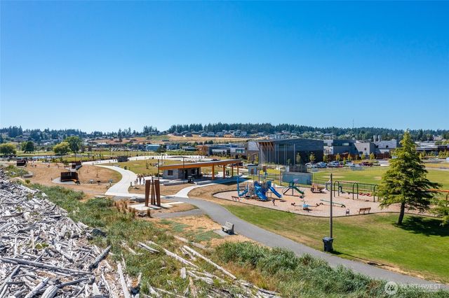 485 SW Bayshore Drive #C201, Oak Harbor, WA 98277