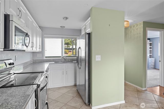 485 SW Bayshore Drive #C201, Oak Harbor, WA 98277