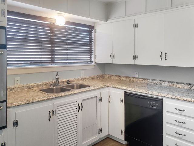 5504 Stonewall Street, Greenville, TX 75402