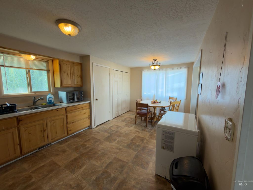 785 H St, Heyburn, ID 83336 photo 4