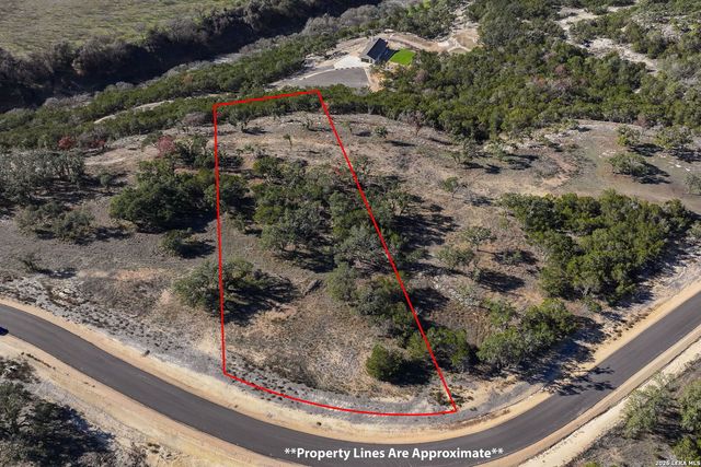 1837 PARADISE PKWY, Canyon Lake, TX 78133