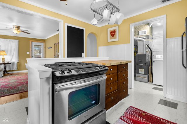 1825 Lee Street, Columbus, IN 47201