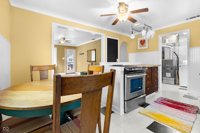 1825 Lee Street, Columbus, IN 47201