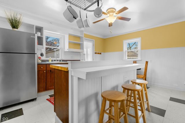 1825 Lee Street, Columbus, IN 47201