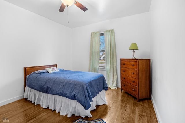 1825 Lee Street, Columbus, IN 47201