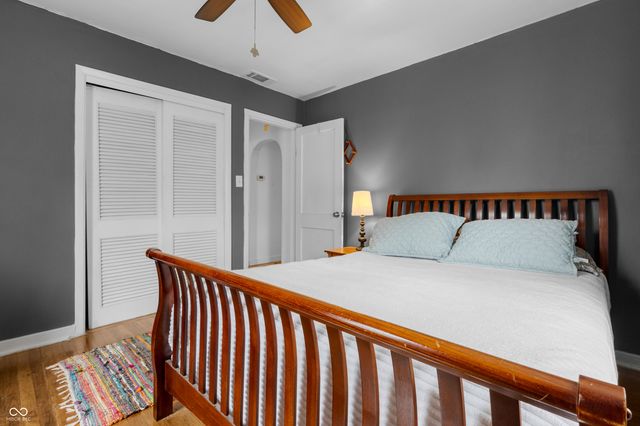 1825 Lee Street, Columbus, IN 47201