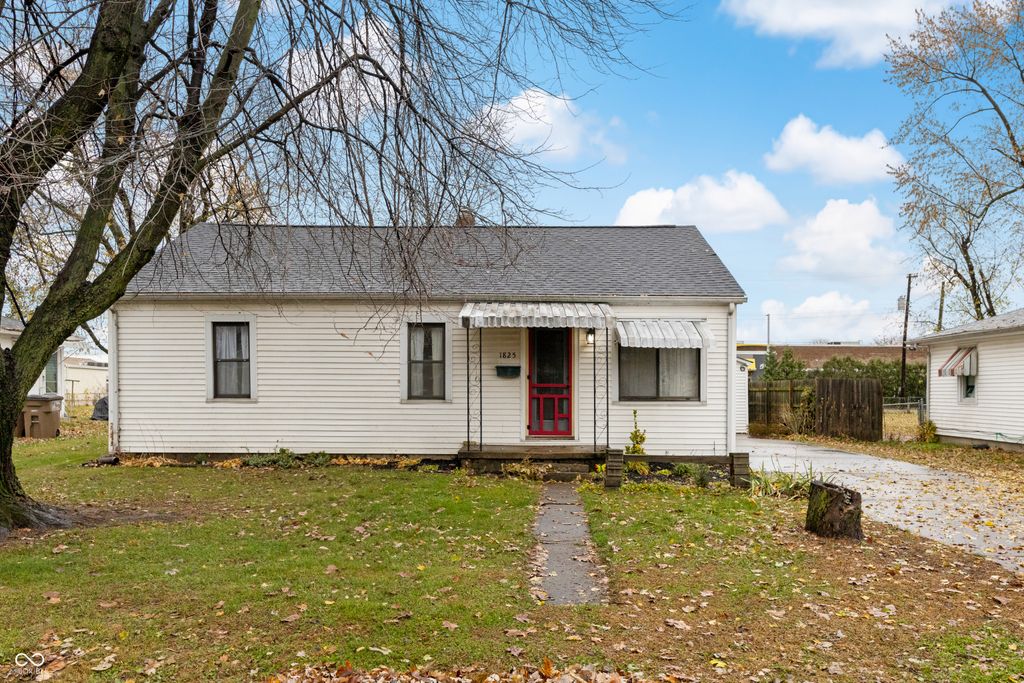 1825 Lee Street, Columbus, IN 47201