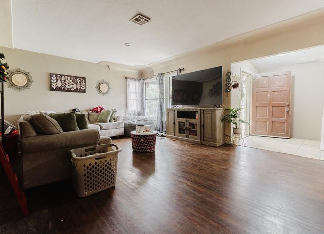 1029 Porter Ave, Stockton, CA 95207