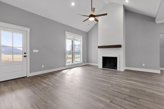 45 Golden Street, Dunlap, TN 37327