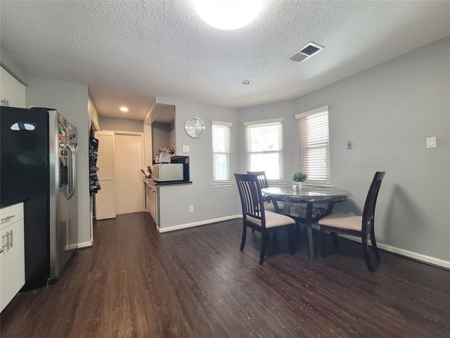 11630 Briar Rose Drive, Houston, TX 77077