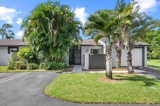 92 Conaskonk Circle, Royal Palm Beach, FL 33411