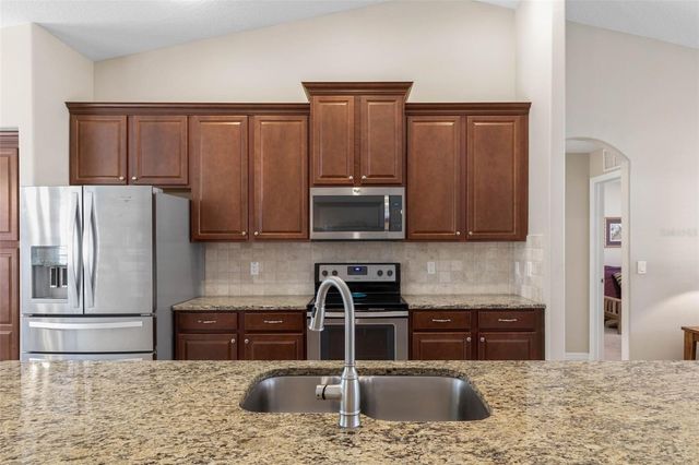 6 EMERALD LANE, Palm Coast, FL 32164