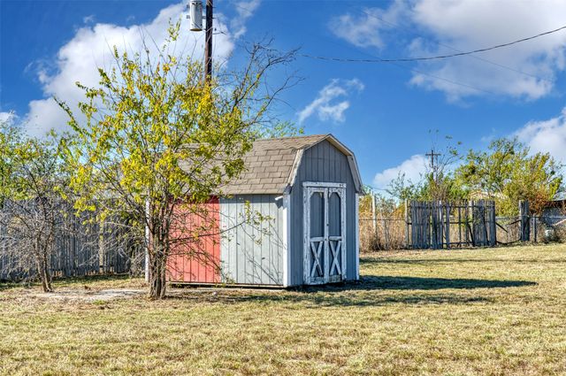 368 Green Branch Road, Weatherford, TX 76085