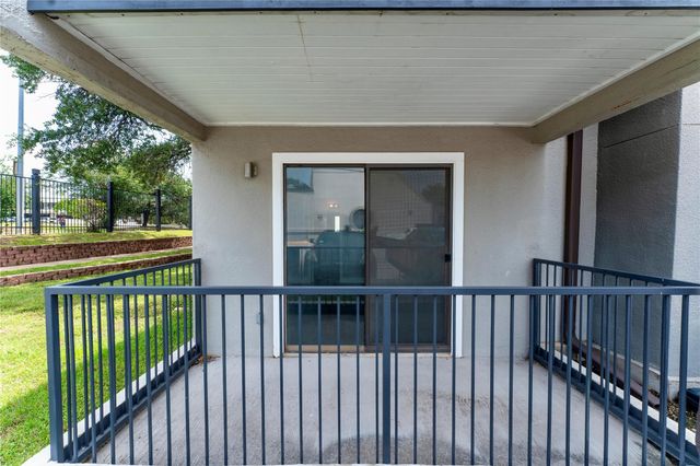 935 La Posada DR 154, Austin, TX 78752