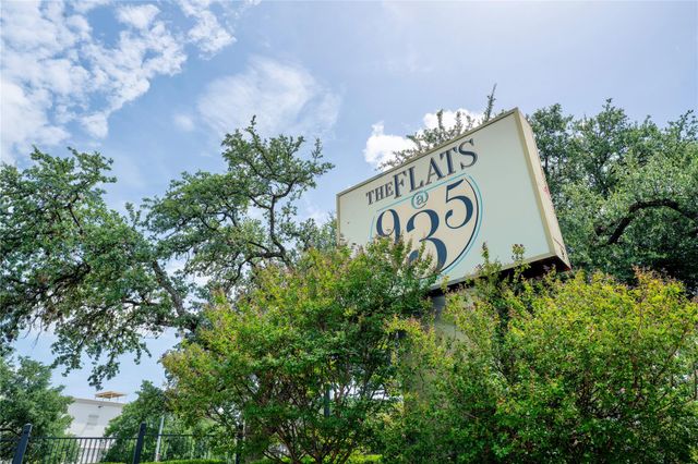 935 La Posada DR 154, Austin, TX 78752