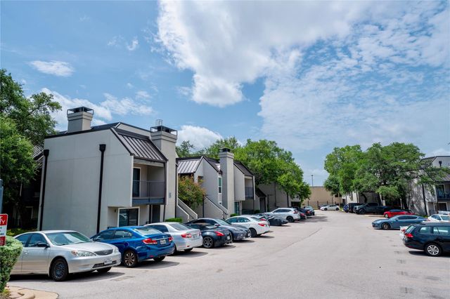 935 La Posada DR 154, Austin, TX 78752