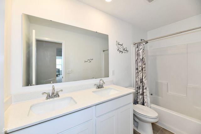 7657 Hillway Drive, Camby, IN 46113