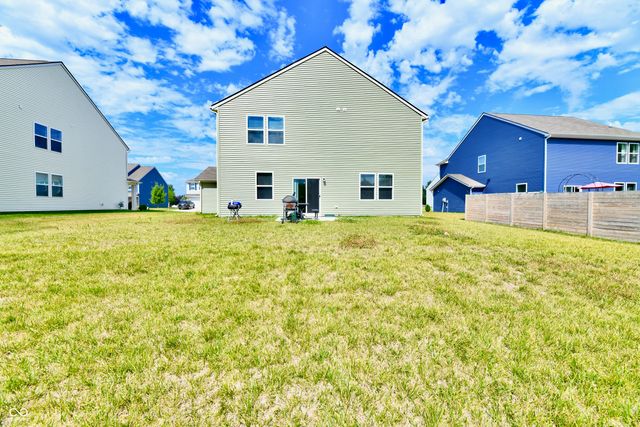7657 Hillway Drive, Camby, IN 46113