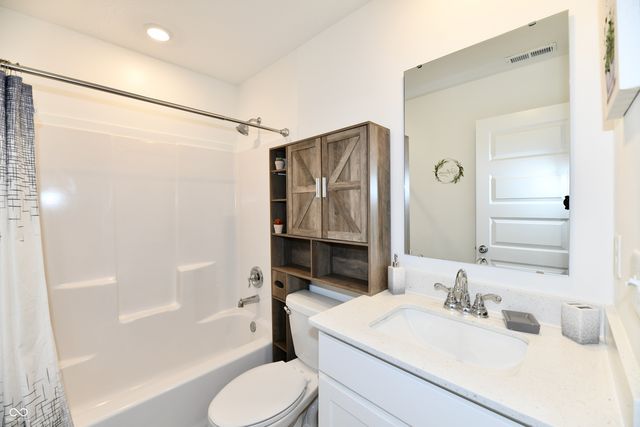7657 Hillway Drive, Camby, IN 46113