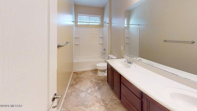 11993 N Golden Mirror Drive, Marana, AZ 85658