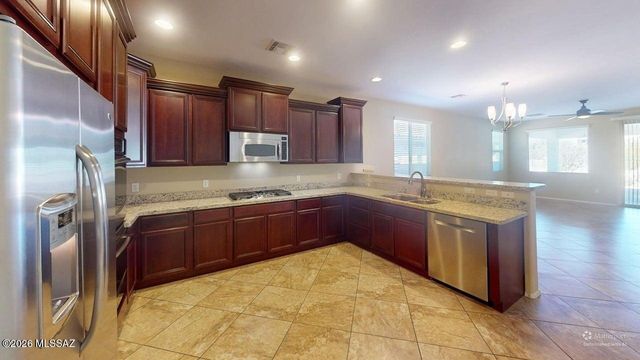 11993 N Golden Mirror Drive, Marana, AZ 85658