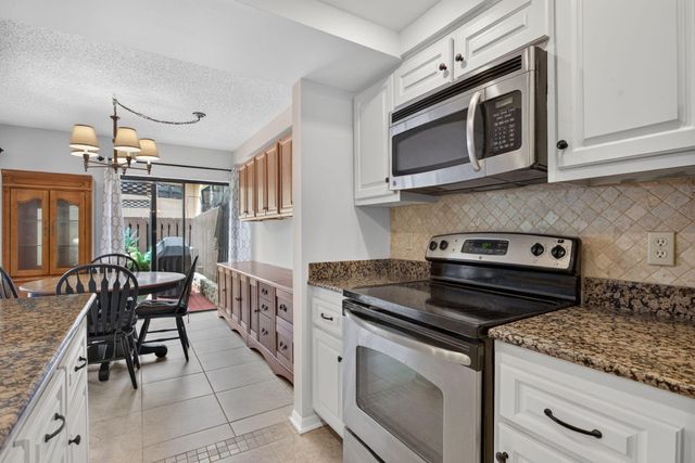 1133 NW 79th Drive, Plantation, FL 33322