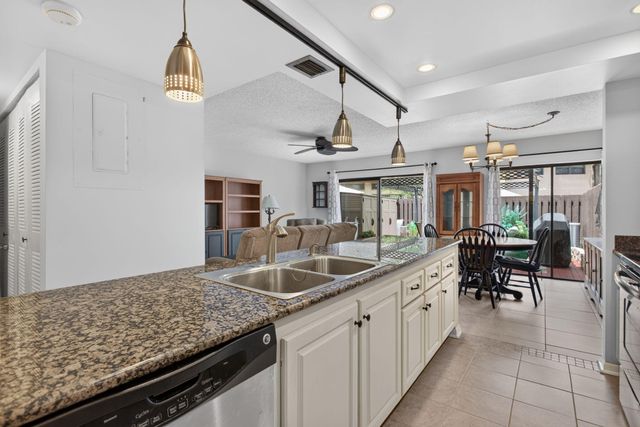 1133 NW 79th Drive, Plantation, FL 33322