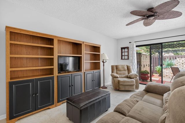 1133 NW 79th Drive, Plantation, FL 33322